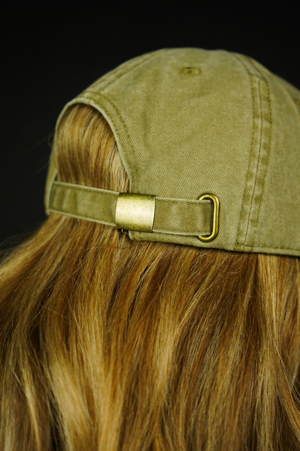 BARBED HEART CAP GREEN