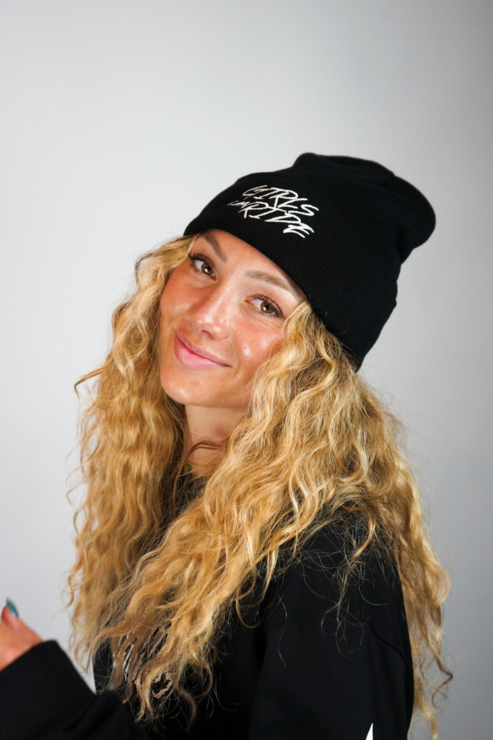 BLACK GCR BEANIE
