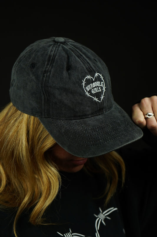 BARBED HEART CAP ACID WASH