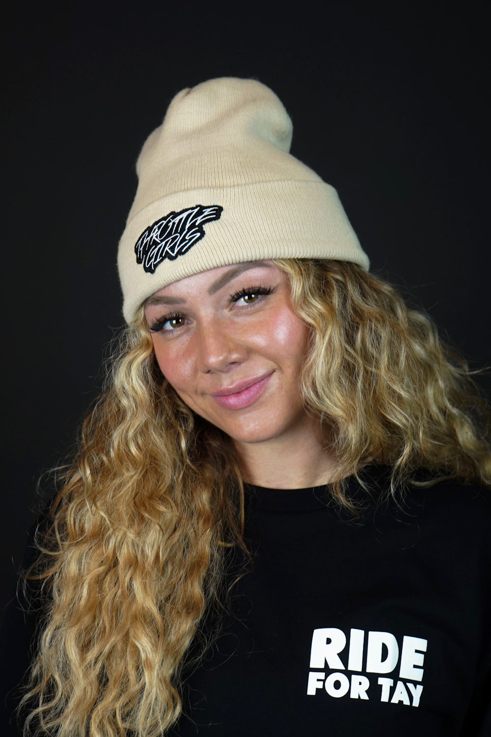 CREAM STAPLE BEANIE