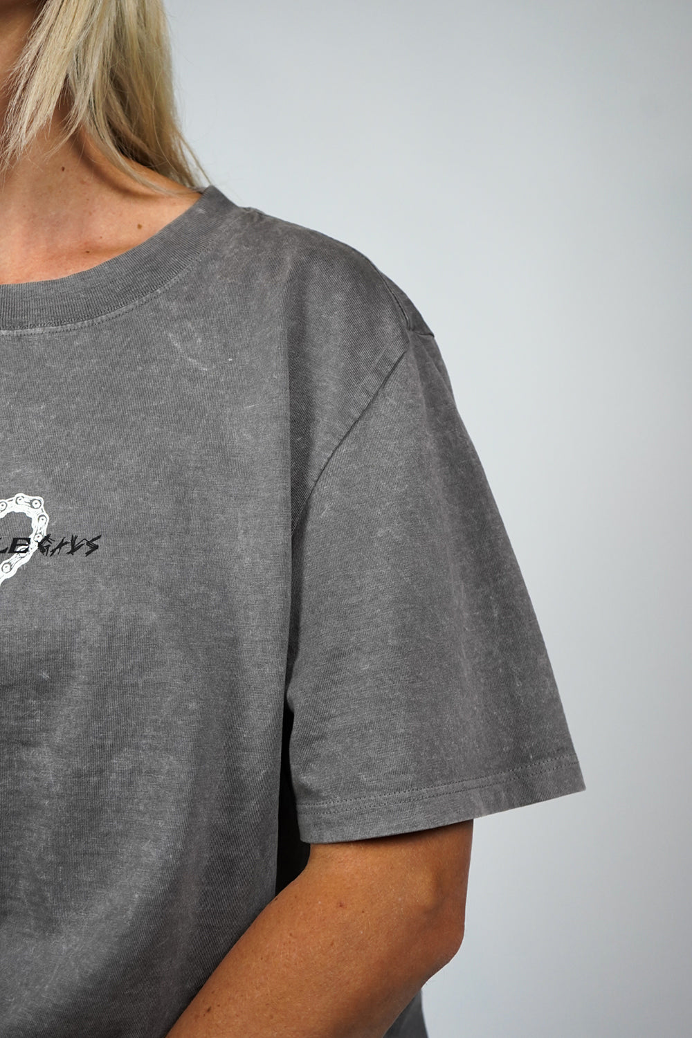 SHREDGAL TEE